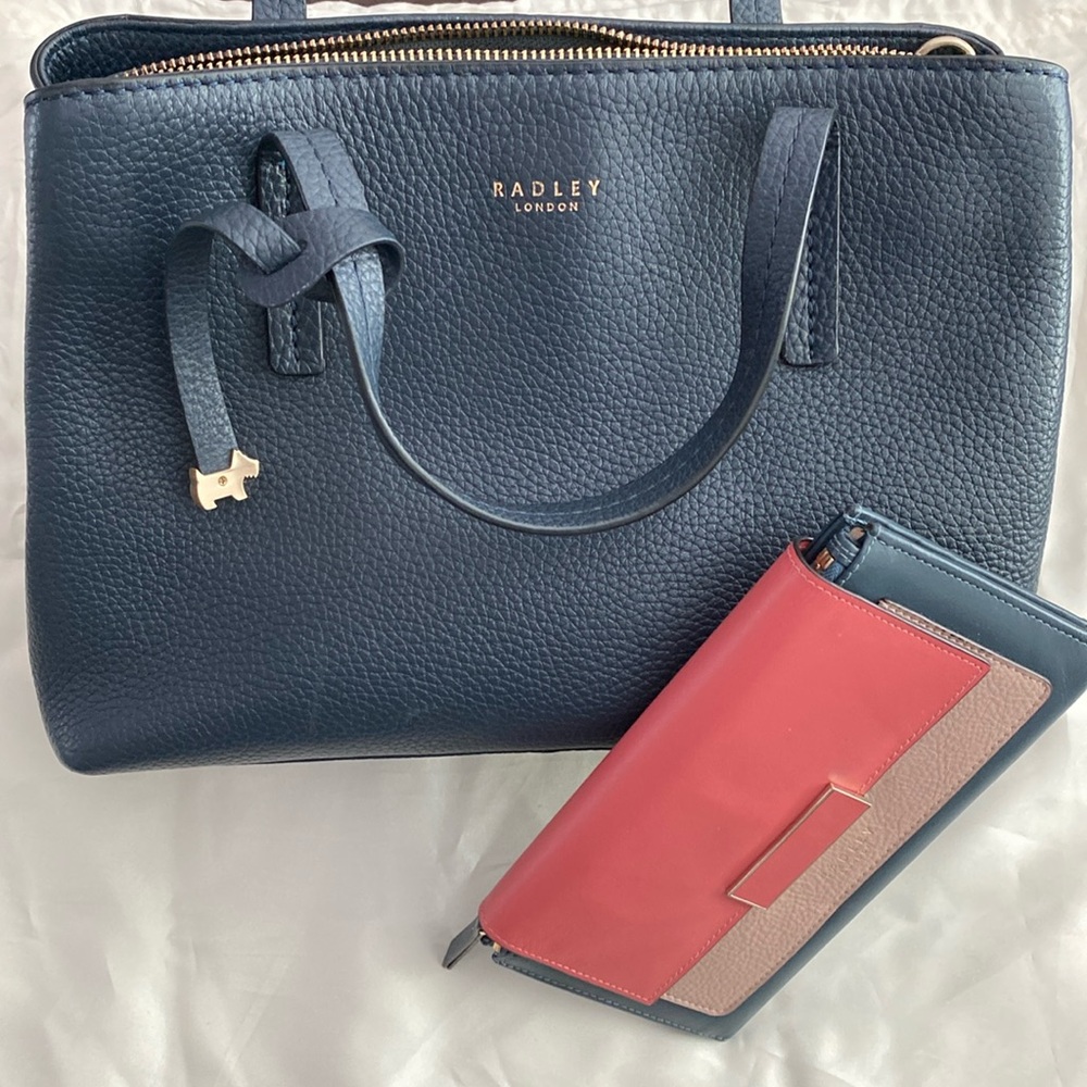 Radley Handbag with wallet!!
